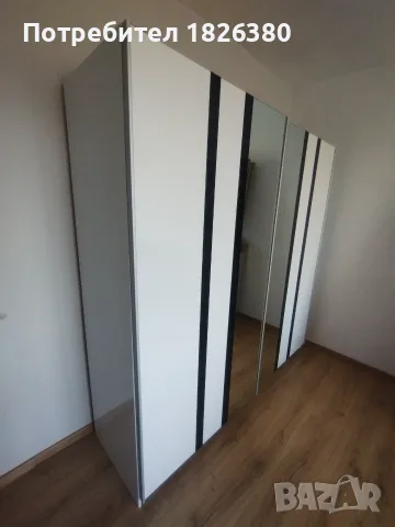 Гардероб с плъзгащи врати, снимка 4 - Гардероби - 55480149