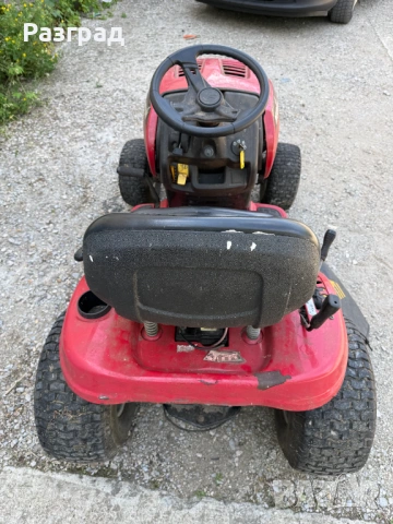 Тракторна косачка MTD LF 130  briggs&stratton  13к.с, снимка 3 - Градинска техника - 54727778