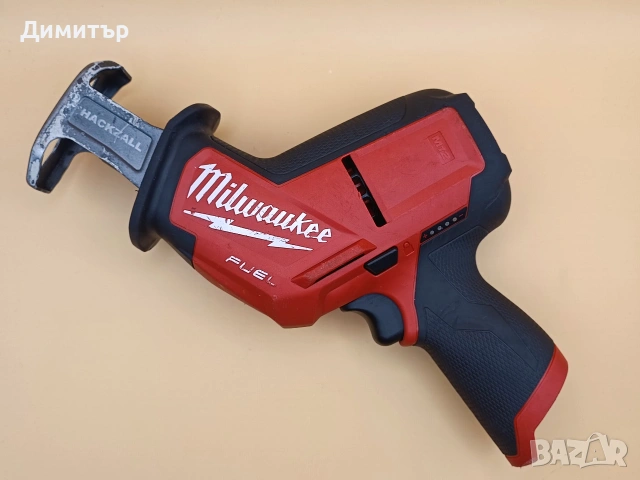 Milwaukee M12 CHZ тяло на саблен трион