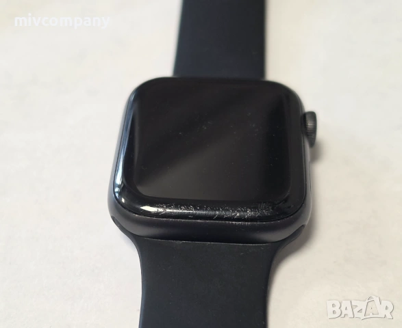 Смарт часовник  Apple Watch Series 5 (GPS) 44MM, снимка 4 - Смарт часовници - 55048959