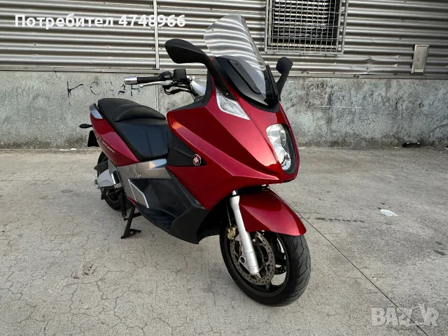 Gilera GP 800 - 41.466KM - РЕГИСТРИРАН-ОБСЛУЖЕН! , снимка 2 - Мотоциклети и мототехника - 55485912