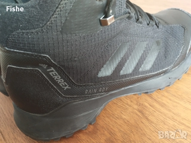 Продавам туристически обувки Adidas Terrex Rain Rdy, снимка 4 - Мъжки боти - 54199847