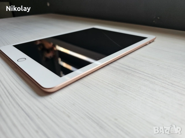 IPAD 6th gen 128GB GOLD заключен за части, снимка 3 - Таблети - 54680081