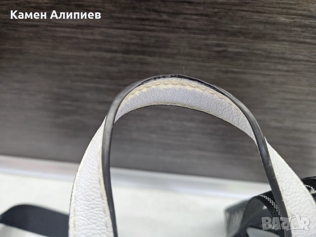 Дамска раница - GUESS 1981 - дамска чанта, снимка 12 - Чанти - 54151630