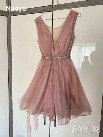 Официална рокля