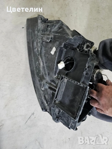 Десен фар Audi A5 desen far ауди а5 ксенон, снимка 4 - Части - 54561911