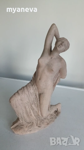 Еротична скулптура 