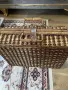 Ретро кошница за пикник от ратан с комплект за 4 души, снимка 3