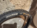Гума Maxxis Assegai 29 x 2.5 TR 3C MAXX GRIP EXO+ Protection downhill Dh колело, снимка 3