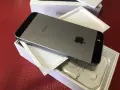 Apple iPhone SE 32Gb черен Фабрично отключен, снимка 4