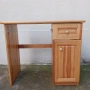 Продавам бюро от чам , снимка 1