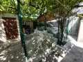 Продава се напълно обзаведена самостоятелна къща с двор в района на Зеленчукова борса, гр. Варна, снимка 17
