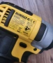 Оригинален четков импакт Dewalt DCF835 с бат , зарядно и куфар. 65€. (цената е крайна), снимка 7