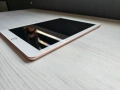 IPAD 6th gen 128GB GOLD заключен за части, снимка 3