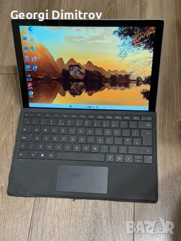 Microsoft Surface Pro 6 i5-8350U/8RAM/256SSD/Intel UHD Graphics 620/QHD Touch