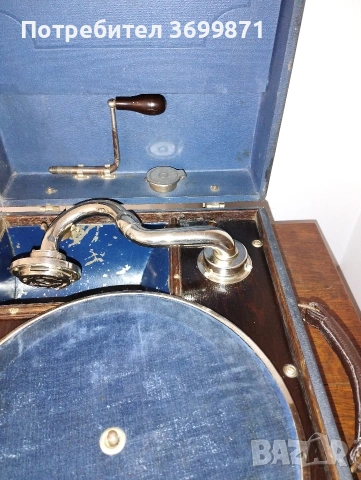 Стар грамофон., снимка 5 - Антикварни и старинни предмети - 54201044