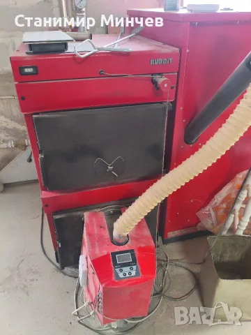 Продавам пелетна камина 40 KW + радиатори, снимка 3 - Камини - 55313689