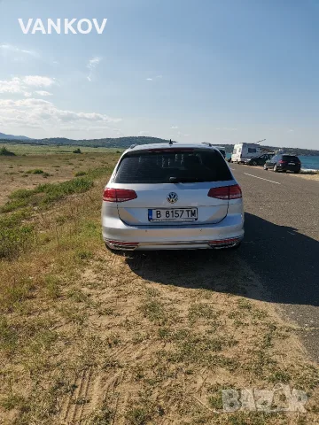 VW Passat Variant 2.0 TDI, снимка 6 - Автомобили и джипове - 54361792