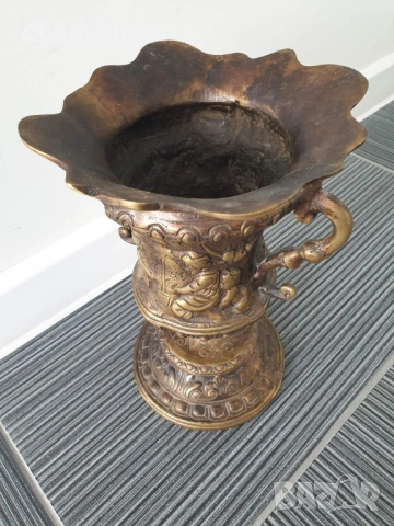 Италия 20ти век/27см-5кг/голяма стара италианска бронзова ваза с дръжки, снимка 2 - Антикварни и старинни предмети - 54193202