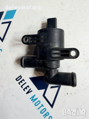 4H0121671D клапан за охладителната система от Vw Golf R 4motion 2018г, двигател CJX 2.0 TFSI 300 кс., снимка 6 - Части - 54237868