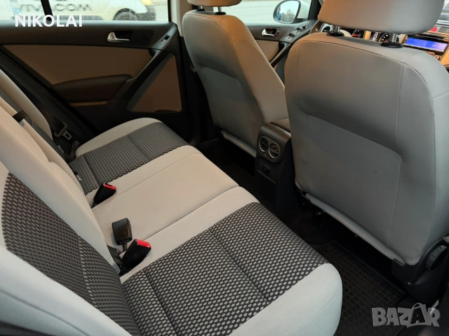 VW TIGUAN 2.0 TDI, снимка 9 - Автомобили и джипове - 52858949