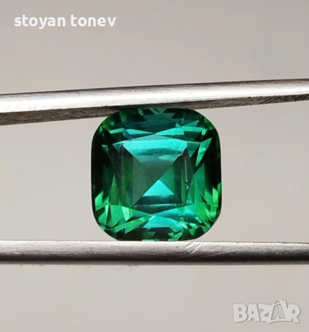 Изключителен 4,35 карата Bi-Color Indicolite Турмалин от Афганистан – Неонов цвят като Paraiba! , снимка 5 - Други - 54898928