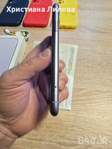 Iphone 11 64GB Батерия 82%, снимка 3 - Apple iPhone - 54369023