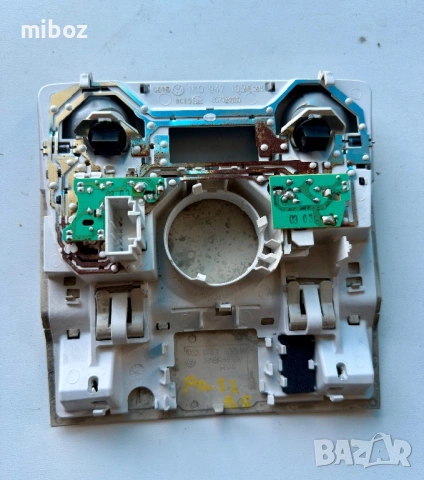 Плафон VW Passat B6, снимка 3 - Части - 54586279