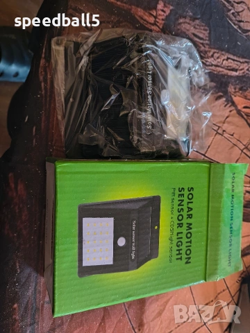 Продавам соларни лампи.