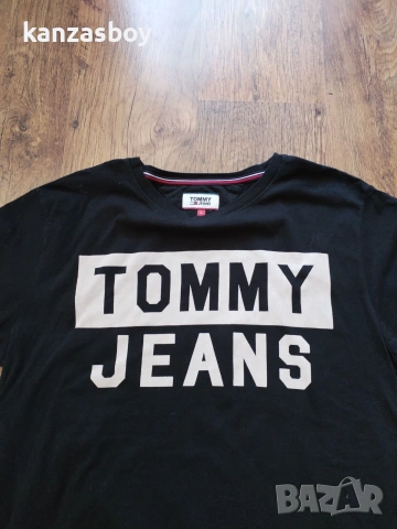 Tommy Hilfiger - страхотна мъжка тениска L 