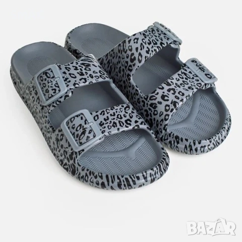 Дамски чехли с катарама сиви animal print с двойна каишка_1261955, снимка 2 - Чехли - 54695309