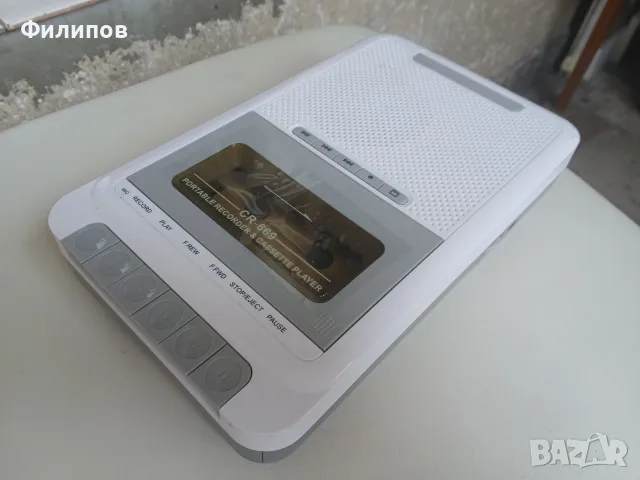 portable cassette player работи само на касета, снимка 2 - Радиокасетофони, транзистори - 55337834