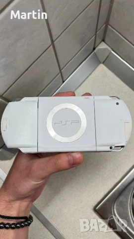 Modded Sony PSP 1000 White 64GB 70+ Games, снимка 5 - PlayStation конзоли - 54091878