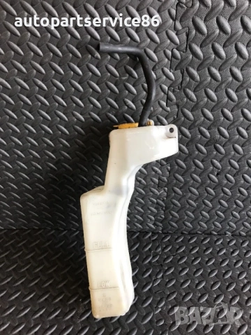 Резервоар за излишък на охладителна течност за Subaru Legacy 2.0D (2003–2009) 45153AG000