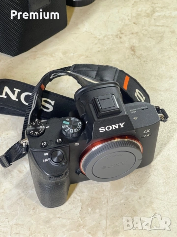 Sony A7 III Тяло, снимка 2 - Фотоапарати - 54841172