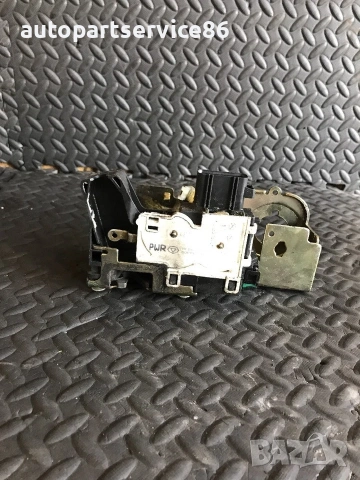 Механизъм за заключване на предна лява врата за Ford Transit Mk6 (2002) YC1A-V21813-DA