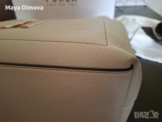 Furla Чанта за през рамо Primula S , снимка 7 - Чанти - 54721098