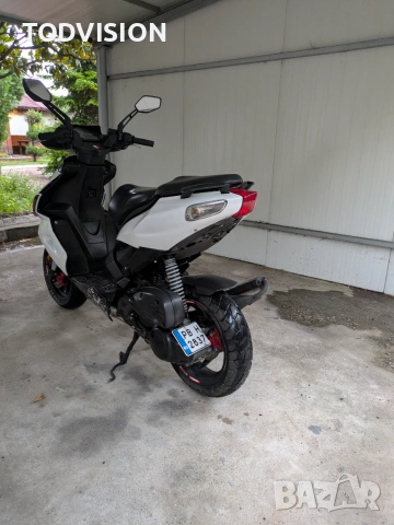 APEILIA SR50 MOTO, снимка 2 - Мотоциклети и мототехника - 54876903