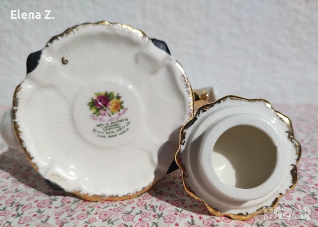 2 колекционерски чайника Royal Albert Old Country Roses на Cardew, снимка 18 - Други - 55176125