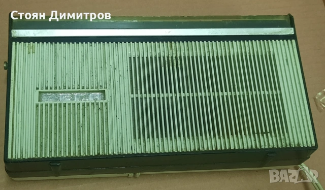 Съветски АМ радиоприемник Вега