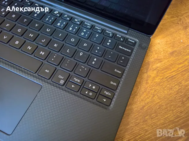 13.3" DELL XPS 9370, 4K тъчскрийн  Intel® Core™ i7-8550U, 16GB, 256GB NVMe, снимка 5 - Лаптопи за работа - 55326137