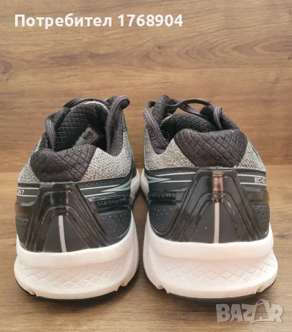 Много запазени!Мъжки маратонки Saucony Echelon 7-40номер, снимка 4 - Маратонки - 55297186
