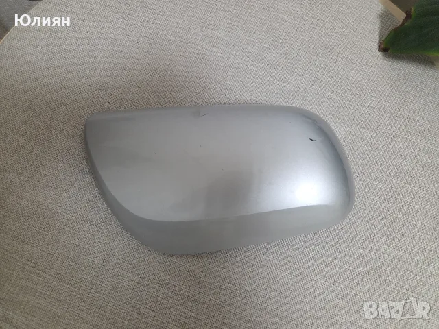 Огледало,капак Тойота Ярис 2005-2011