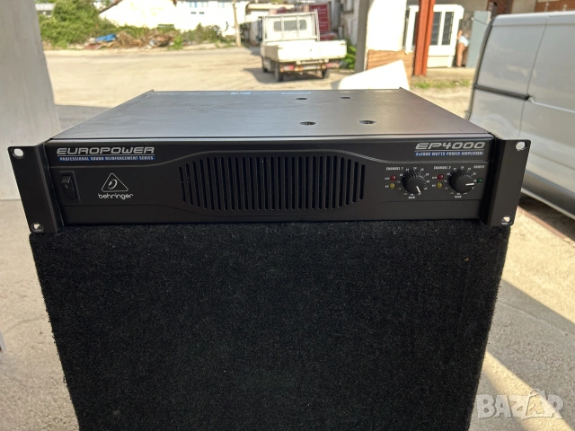 Стъпало Behringer EP4000