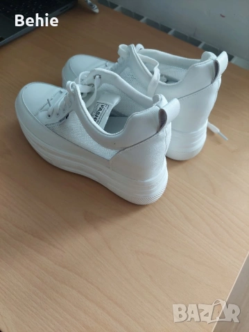 Висока подметка маратонки , снимка 5 - Маратонки - 54046244