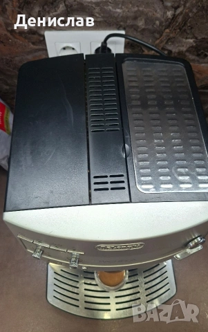 Кафеавтомат / Кафемашина Delonghi Magnifica , снимка 3 - Кафемашини - 54683958