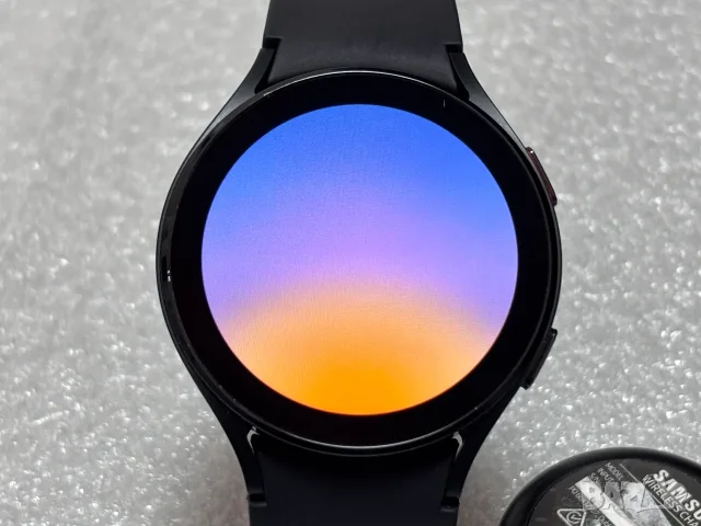ПОРЪЧАН! Samsung Galaxy Watch 4 44mm R870 - черен, снимка 5 - Смарт часовници - 55554954