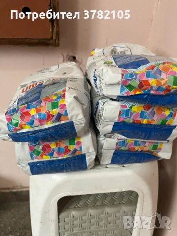 Продавам фугираща смес ULTRACOLOR PLUS, снимка 3 - Строителни материали - 54105431