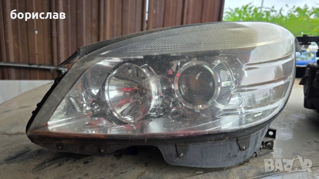 Фар за Мерцедес ц класа w204