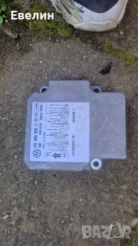 AIRBAG модул от VW Touran 2006г